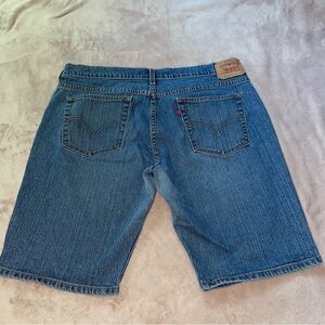 Levi’s 515 shorts size 14
